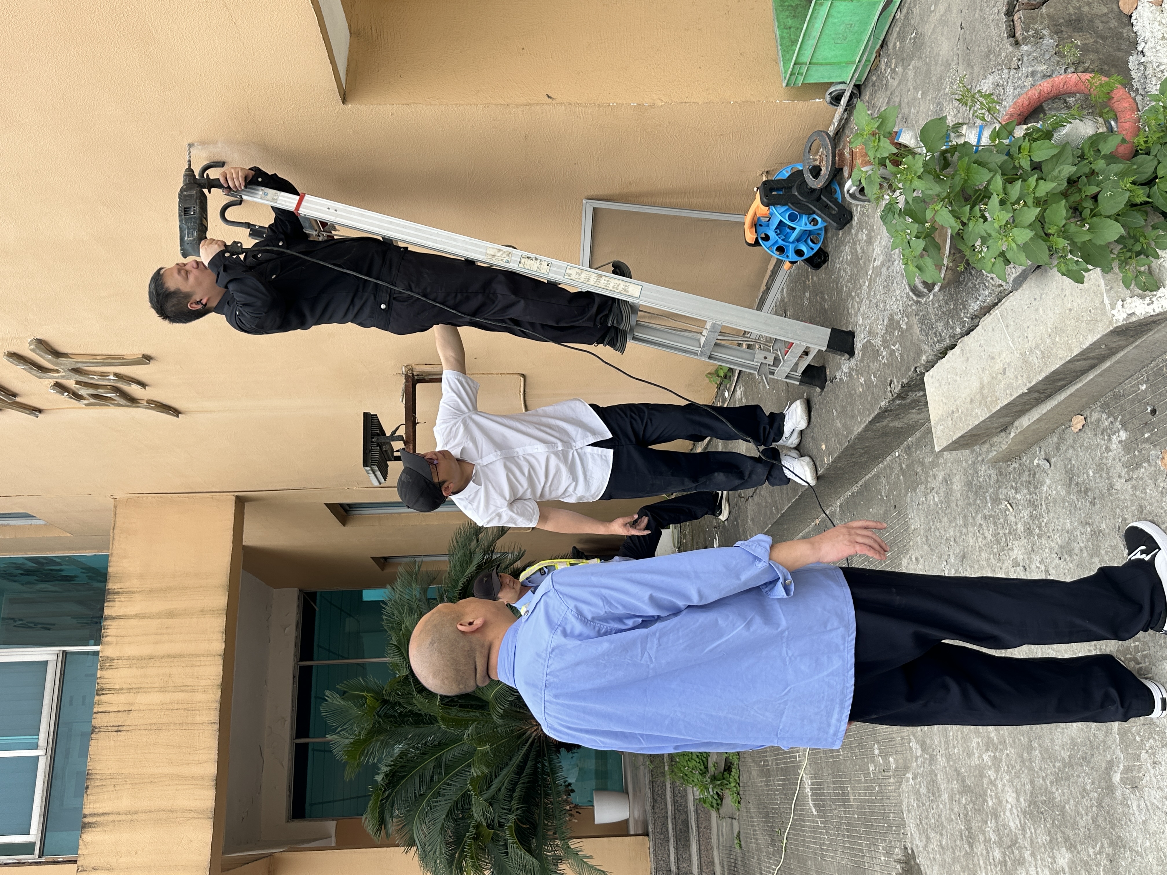 1746775181317535.jpg b59e7b7304b6b53ce78e42f4c392f4e.jpg